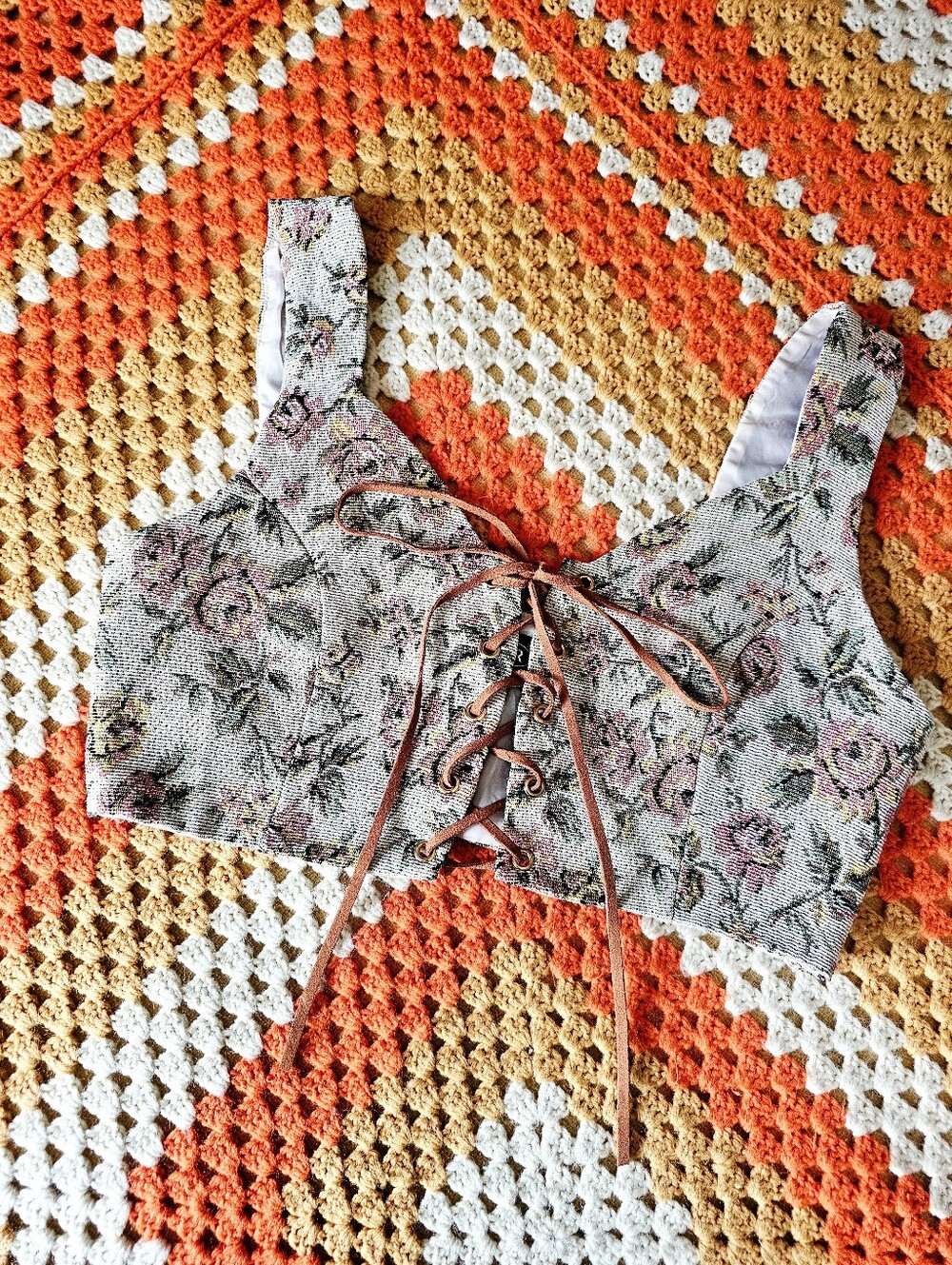 Cider Lace-Up Corset Crop Top Secret Garden Floral Tapestry Size L